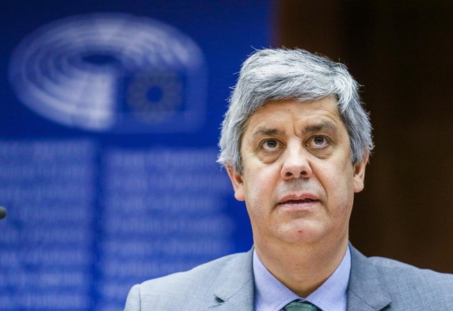Bruxelas pede